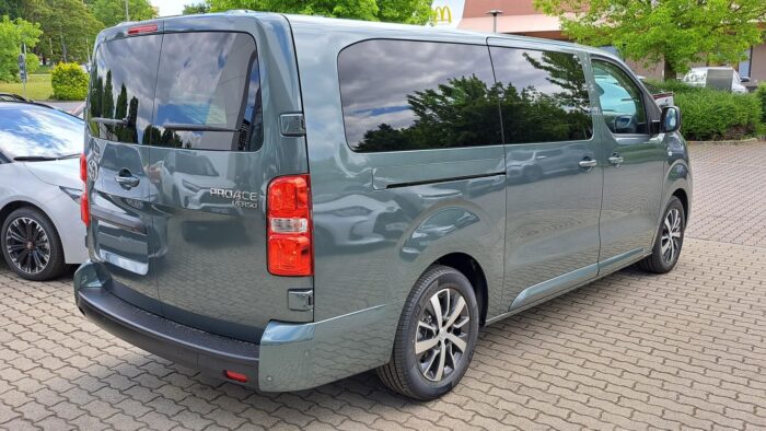 TOYOTA PROACE 2.0 D-4D Business Comfort - L2H1