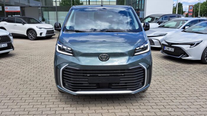 TOYOTA PROACE 2.0 D-4D Business Comfort - L2H1