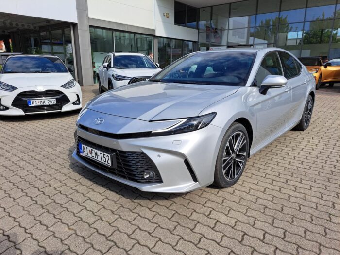 TOYOTA CAMRY 2.5 Hybrid Prestige e-CVT NG24