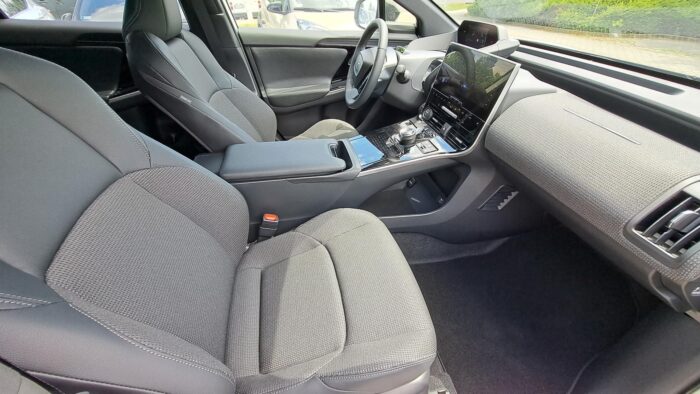 TOYOTA BZ4X Prestige Tech AWD Electric Motor