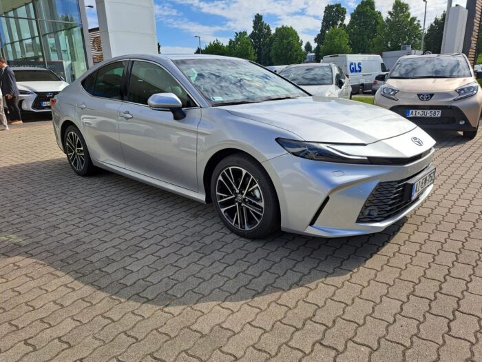 TOYOTA CAMRY 2.5 Hybrid Prestige e-CVT NG24
