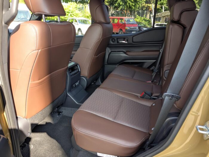 TOYOTA LAND CRUISER 2.8 D-4D Executive (Aut.)