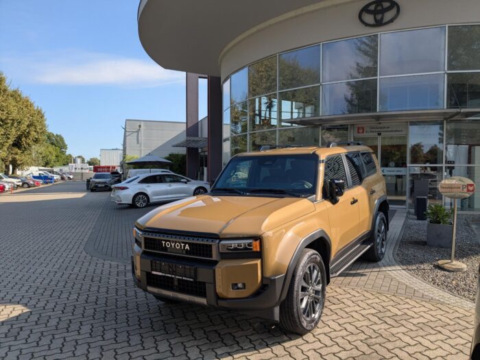 TOYOTA LAND CRUISER 2.8 D-4D Executive (Aut.)
