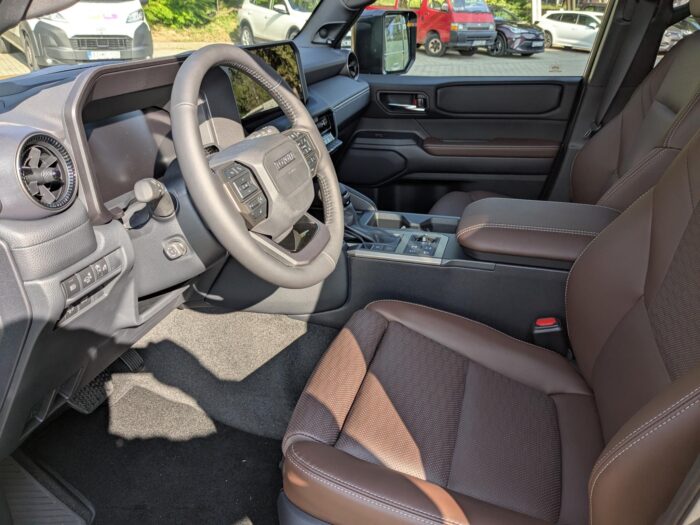 TOYOTA LAND CRUISER 2.8 D-4D Executive (Aut.)