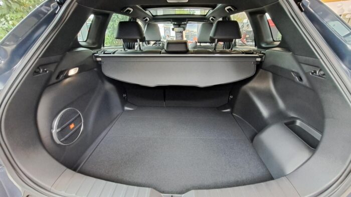 TOYOTA COROLLA CROSS 2.0 Hybrid Executive JBL e-CVT Panoroof