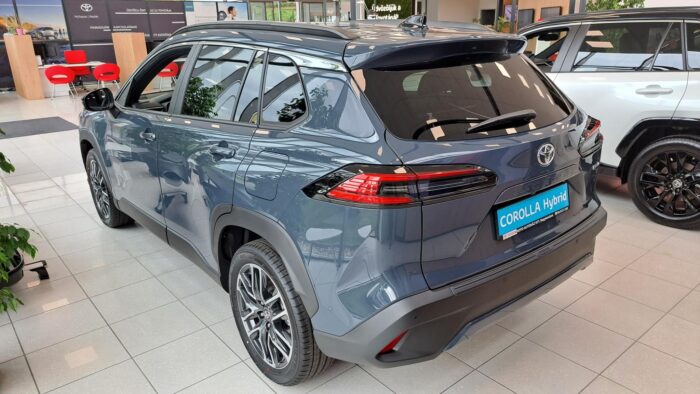 TOYOTA COROLLA CROSS 2.0 Hybrid Executive JBL e-CVT Panoroof