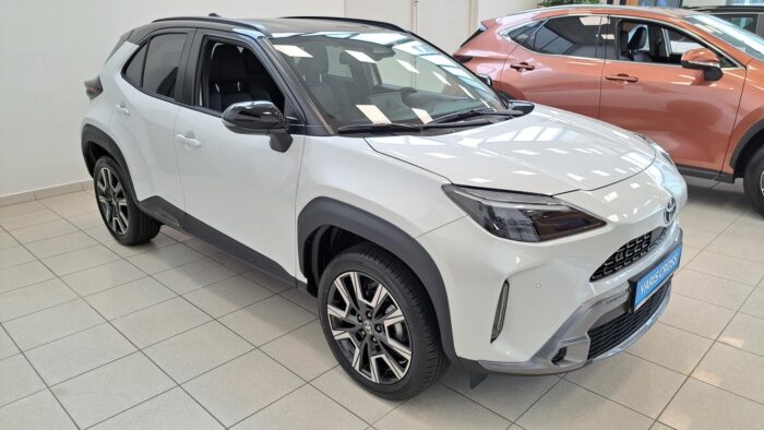 TOYOTA YARIS CROSS 1.5 Hybrid Executive bi-tone e-CVT
