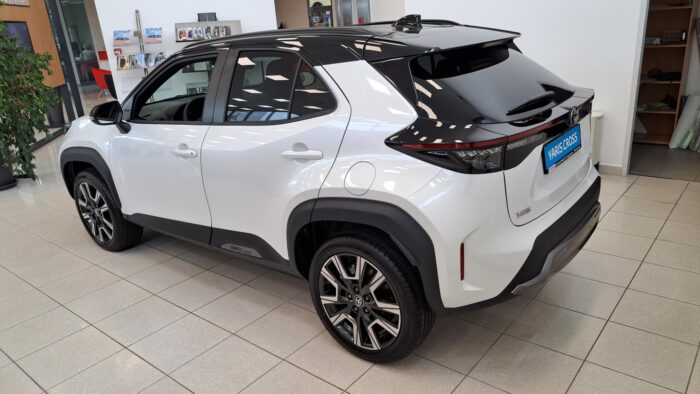 TOYOTA YARIS CROSS 1.5 Hybrid Executive bi-tone e-CVT