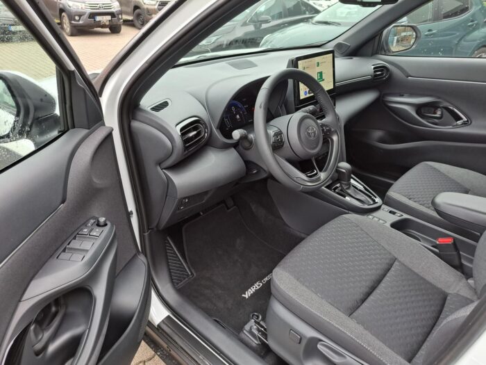 24a140c147a824fba459ea919129332538a2edcb9b3eca09619515f7eeab3b01