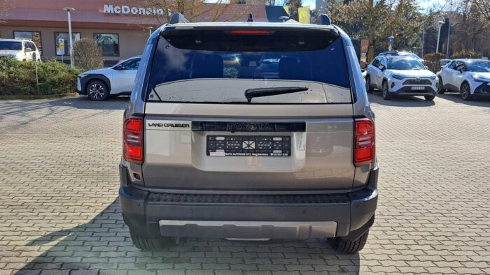 113dd84c81518eb6a64e7f37cd5a4b96e99094e965d3e2920997bd32540c5eb4