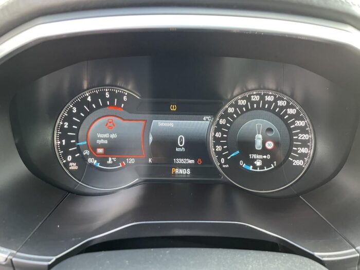 c9df5bad2506116bb3d87ecdbeec071d206111464bd2fafd6681475106636569