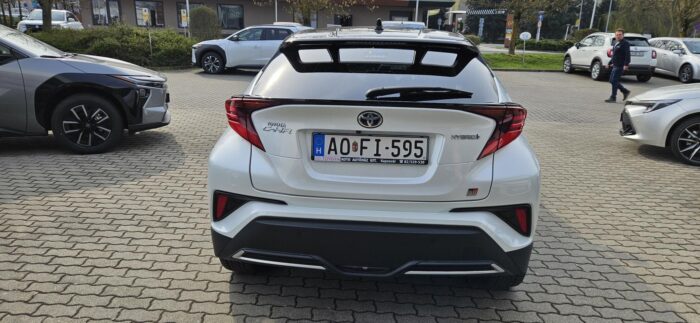 TOYOTA C-HR 1.8 Hybrid GR Sport e-CVT