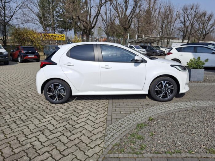 TOYOTA YARIS 1.5 Hybrid Style e-CVT