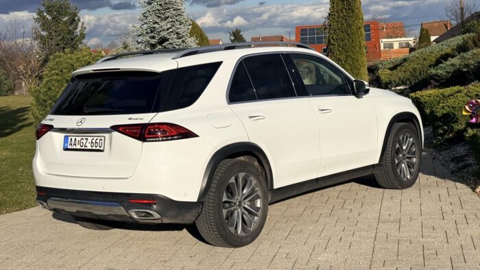 ae268f072a33713a6a59fbc53b261568bdf8677058c4d57057c7a56be4a51b56