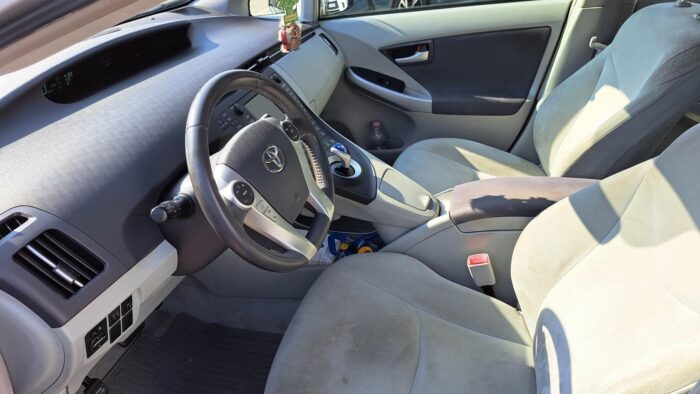 b9f4e44df821022bf6732b4d9cf5aeeae3c1e796e4cce4c7ca242647f4a974eb