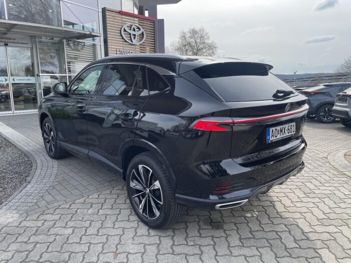 MG HS 1.5 T-GDI Luxury DCT