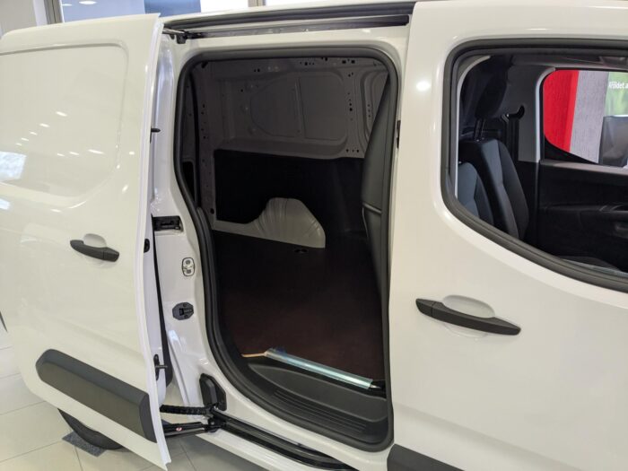 f867b164cfcc31baa31778f5c5a0c4b220b9cd2b2b6b58655e46381a49bed11c