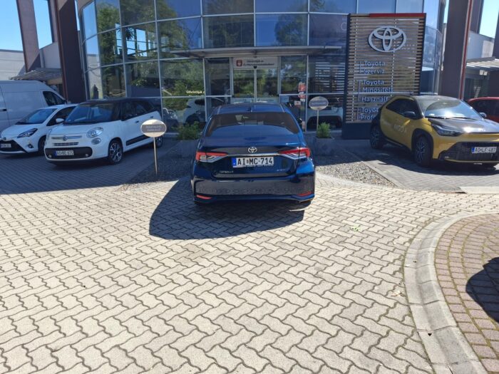 f6389bf20cfeb652eb2d25bdf7a6d39eb3773328b68a2530ad4ae411913faa5c